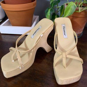Vintage "Vacation" Wood block heels